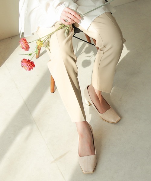 Social GIRL（ソーシャルガール）の「ハイウエストタックテーパードパンツ（スラックス・レディース・ブラック/サックスブルー/ピンク/サンドベージュ/ブルーグリーン・M/L）」の13枚目の写真