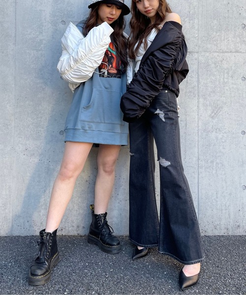 SPIRALGIRL(スパイラルガール)の「袖ギャザーコンパクトブルゾン(ブルゾン・レディース・オフホワイト/ベージュ/ブラック・FREE)」の8枚目の写真