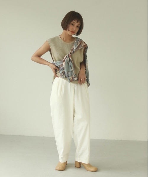 TODAYFUL（トゥデイフル）の「タックカーゴパンツ（カーゴパンツ・レディース・クリーム/キナリ・36inch/38inch）」の4枚目の写真