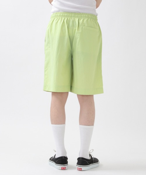 ISTKUNST(イストクンスト)の「ISTKUNST/U LOGO NYLON ショートパンツ 2940848(その他パンツ・レディース・ライトパープル/ブラック/ライトイエロー・MEDIUM/LARGE)」の15枚目の写真