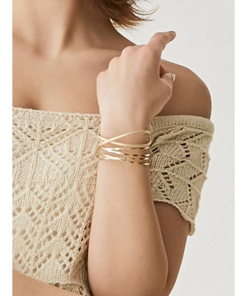 RESEXXY（リゼクシー）の「シャイニーコンビバングルセット（ブレスレット・レディース・シルバー/ゴールド・FREE）」の7枚目の写真