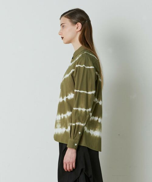 FRAPBOIS（フラボア）の「タタディー シャツ（シャツ/ブラウス・レディース・ブラック/グリーン・1/2）」の4枚目の写真