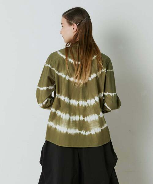 FRAPBOIS（フラボア）の「タタディー シャツ（シャツ/ブラウス・レディース・ブラック/グリーン・1/2）」の5枚目の写真