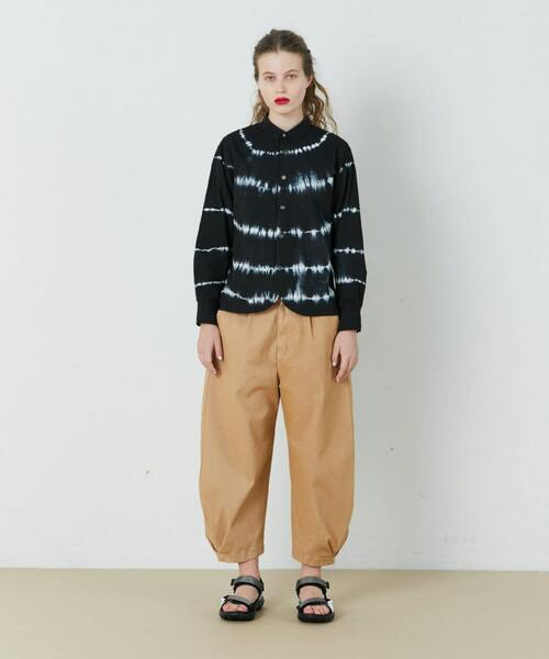 FRAPBOIS（フラボア）の「タタディー シャツ（シャツ/ブラウス・レディース・ブラック/グリーン・1/2）」の10枚目の写真