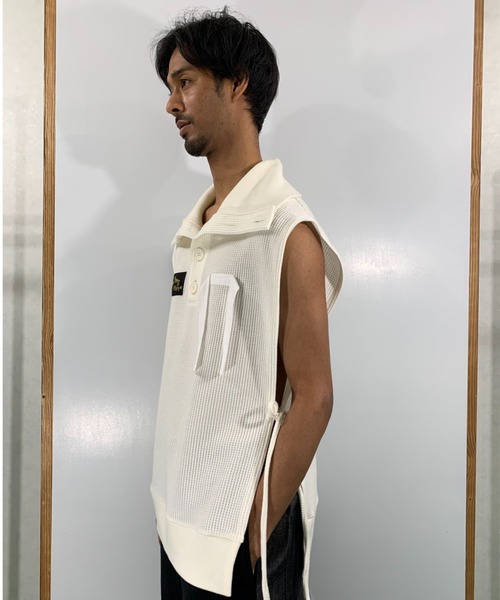 SYU.HOMME/FEMM(シュウ)の「SYU.HOMME/FEMM/シュウ/オム/フェム/Hi-neck parts(パーカー・メンズ・ブラック/ライトグレー/オフホワイト・1/2)」の6枚目の写真