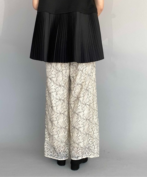 PICCIN(ピッチン)の「フラワーレースパンツ(その他パンツ・レディース・オフホワイト/モカ・M)」の7枚目の写真