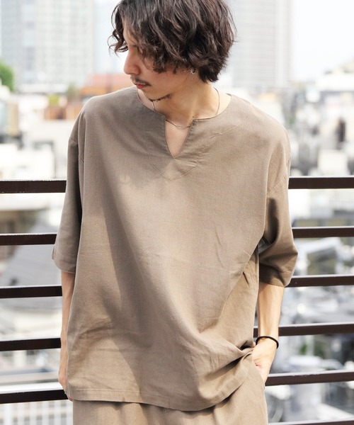 ８(eight)（エイト）の「綿麻オーバーシャツ（Tシャツ/カットソー・メンズ・サンドベージュ/ブラウン系その他/ブルー系その他/ブラック・MEDIUM/LARGE）」の3枚目の写真