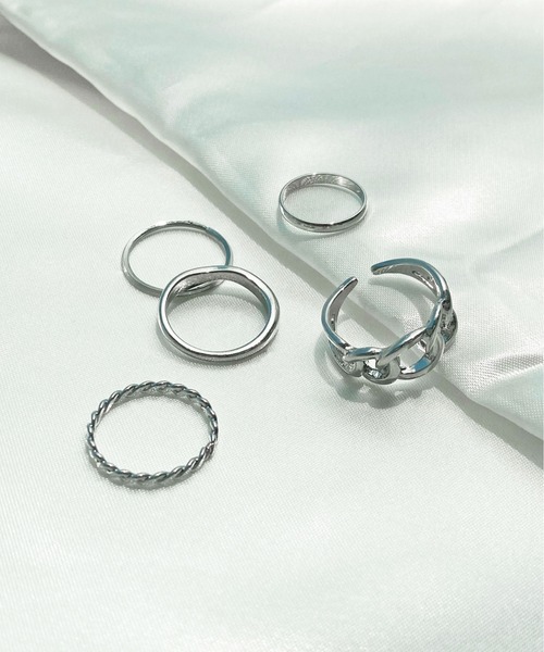 PairPair(ペアペア)の「5点セットリング(リング・レディース・シルバー/ゴールド・FREE)」の1枚目の写真