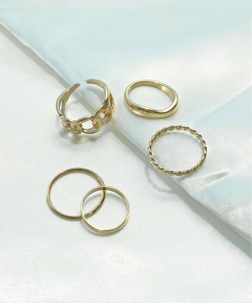 PairPair(ペアペア)の「5点セットリング(リング・レディース・シルバー/ゴールド・FREE)」の2枚目の写真