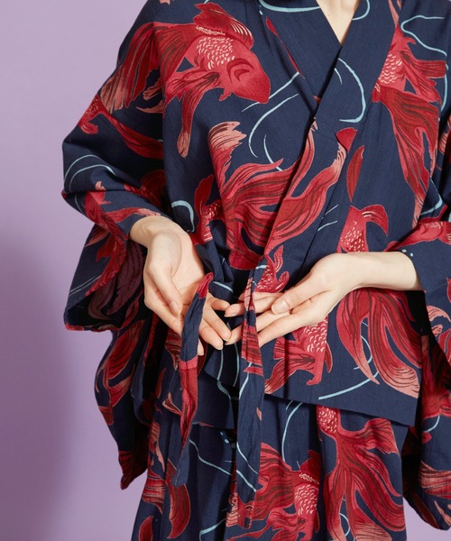 カヤ（カヤ）の「【カヤ】手捺染 対丈浴衣 金魚（浴衣・レディース・ネイビー・FREE）」の10枚目の写真
