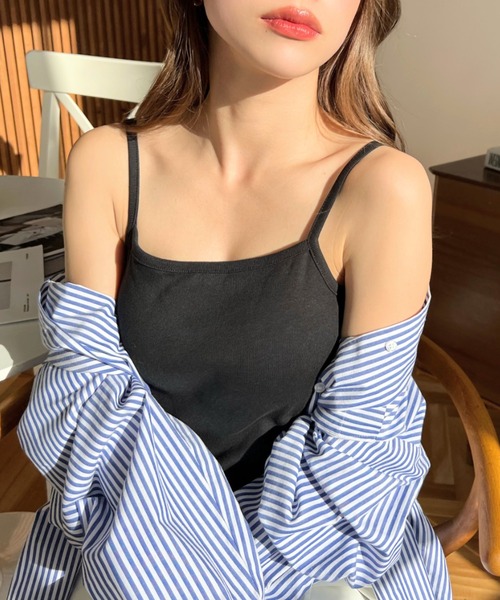 moment+（モーメントプラス）の「綿100％フライス.スクエアネックキャミソール（キャミソール・レディース・ブラック/ベージュ/オフホワイト/ライトグリーン/モカ/杢グレー/イエロー×グリーン/ナチュラル/クリアグリーン/オレンジ/ターコイズブルー/ホワイト系その他・M/L）」の4枚目の写真