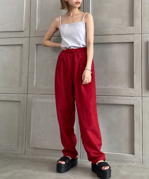 moment+（モーメントプラス）の「綿100％フライス.スクエアネックキャミソール（キャミソール・レディース・ブラック/ベージュ/オフホワイト/ライトグリーン/モカ/杢グレー/イエロー×グリーン/ナチュラル/クリアグリーン/オレンジ/ターコイズブルー/ホワイト系その他・M/L）」の15枚目の写真