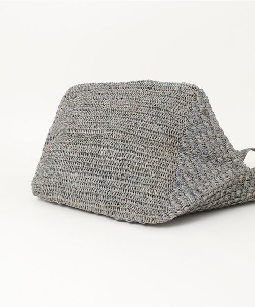 IENA（イエナ）の「【MADE IN MADA /メイドインマダ】JOY バッグ（トートバッグ・レディース・ベージュ/グレー・FREE）」の4枚目の写真