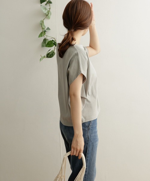 URBAN RESEARCH DOORS（アーバンリサーチドアーズ）の「ドライコットンボートネックプルオーバー（Tシャツ/カットソー・レディース・ブラック/オフホワイト/ミント・ONE）」の11枚目の写真