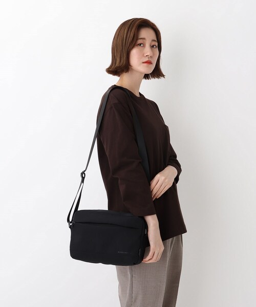 CORDURA(コーデュラ)の「◆コーデュラ(R)・リサイクルヘザー 撥水 キャサリン スクエアショルダーバッグ(ショルダーバッグ・レディース・ダークグレー/ブラック/ダークネイビー・99)」の2枚目の写真