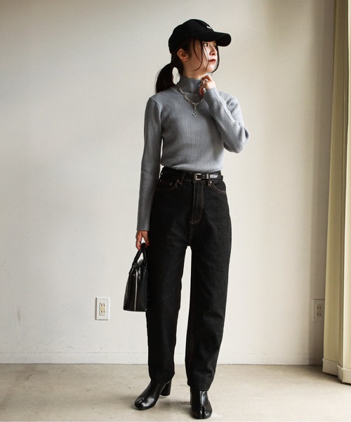 feepur（フェピュール）の「《ウォッシャブル》ベーシックハイネックリブニット（ニット/セーター・レディース・ミント/ピンクベージュ/ベージュ/チャコールグレー/ブルー/ブラック/オフホワイト・MEDIUM）」の19枚目の写真