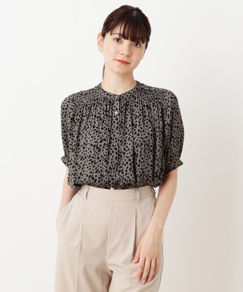 DRESKIP（ドレスキップ）の「◆サテンシャーリングブラウス（シャツ/ブラウス・レディース・オフホワイト/ホワイト系3/ライトパープル/ブラック/グレー系その他・03/04/02）」の5枚目の写真