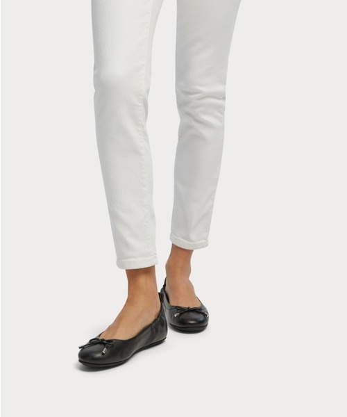 fitflop(フィットフロップ)の「【fitflop/フィットフロップ】ALLEGRO BOW LEATHER BALLERINAS パンプス(パンプス・レディース・ブラック・US5/US6/US7.5/US6.5/US7/US8)」の4枚目の写真