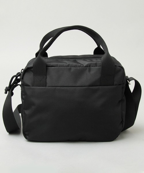 moz（モズ）の「moz / モズ / 撥水加工 ポリエステル 横型 ミニショルダー / カラビナ付き（ショルダーバッグ・レディース・ブラック・FREE）」の3枚目の写真