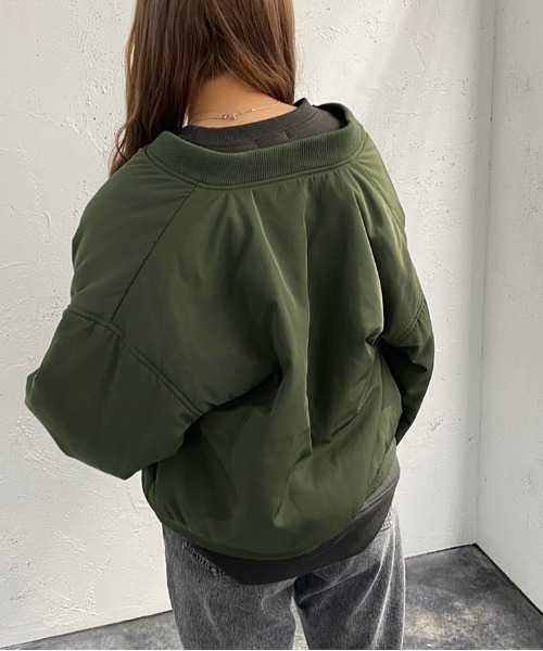 apres jour mignon(アプレジュールミニョン)の「袖ボリュームMA-1【ZOZOTOWN限定アイテム】(MA-1・レディース・カーキ/ブラック/ネイビー・フリー/X-LARGE)」の14枚目の写真