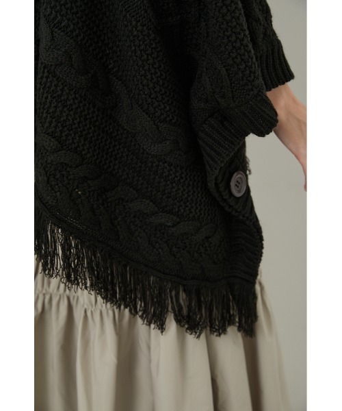 rienda（リエンダ）の「サイドカットフリンジポンチョトップス（ポンチョ・レディース・ブラック/ピンク/ライトベージュ・FREE）」の20枚目の写真