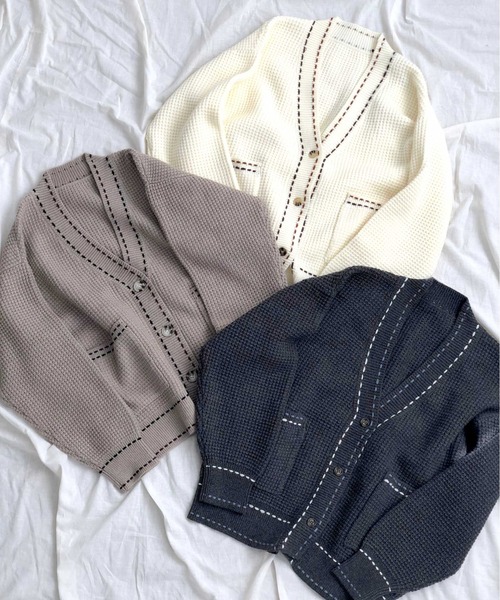 LHELBIE（レルビエ）の「ダブルステッチカーディガン（カーディガン/ボレロ・レディース・オフホワイト/ベージュ/ダークグレー・M）」の10枚目の写真