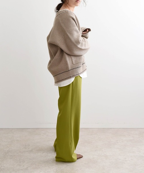 LHELBIE（レルビエ）の「ダブルステッチカーディガン（カーディガン/ボレロ・レディース・オフホワイト/ベージュ/ダークグレー・M）」の15枚目の写真