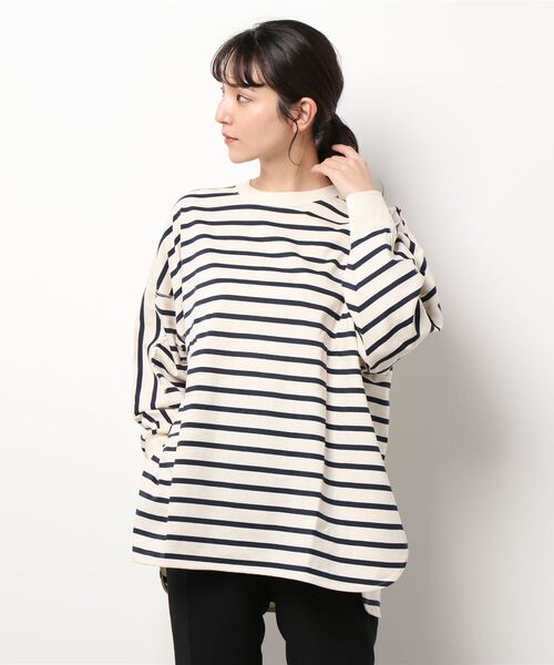 Samansa Mos2(サマンサ モスモス)の「ピグメント加工ゆるカットソー(Tシャツ/カットソー・レディース・オフホワイト/キナリ/ダークブラウン/ブルー/ベージュ/ボルドー・フリ-)」の11枚目の写真