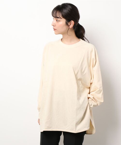 Samansa Mos2(サマンサ モスモス)の「ピグメント加工ゆるカットソー(Tシャツ/カットソー・レディース・オフホワイト/キナリ/ダークブラウン/ブルー/ベージュ/ボルドー・フリ-)」の14枚目の写真