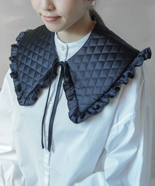 SPINNS（スピンズ）の「キルティングデザイン付け襟（付け襟・レディース・ホワイト/ブラック・ONESIZE）」の10枚目の写真