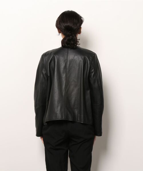 NANO universe（ナノユニバース）の「シープレザーノーカラーブルゾン（ライダースジャケット・レディース・ブラック・38）」の3枚目の写真