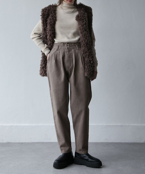 Chillfar（チルファー）の「ハイウエストギャザーパンツ（デニムパンツ・レディース・ブラック/ブラウン/サックスブルー/アイボリー/ダークブルー/グレイッシュベージュ/チャコール・MEDIUM/LARGE）」の17枚目の写真