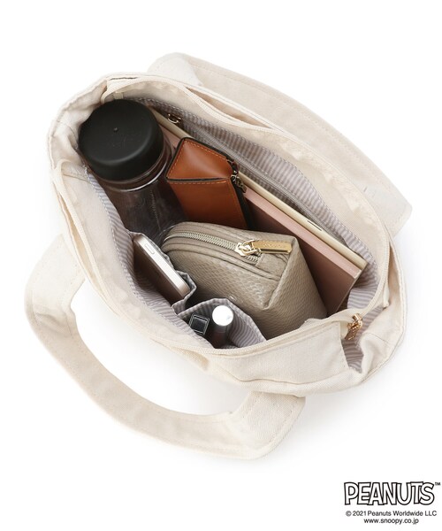 PEANUTS（ピーナッツ）の「◆【PEANUTSコラボ】スヌーピーボアトート（トートバッグ・レディース・ライトグレー/ダークグレー/ライトベージュ・00）」の8枚目の写真
