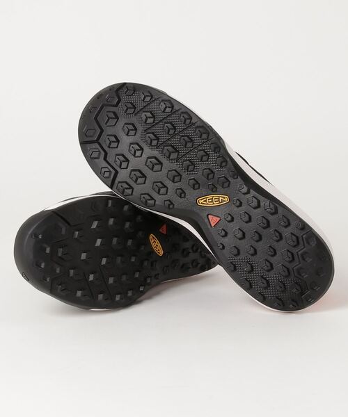 KEEN(キーン)の「KEEN/キーン EXPLORE VENT/エクスプロール ヴェント アウトドアシューズ 1023134(スニーカー・レディース・ブラック×ピンク・23.0cm/25.0cm/23.5cm)」の3枚目の写真