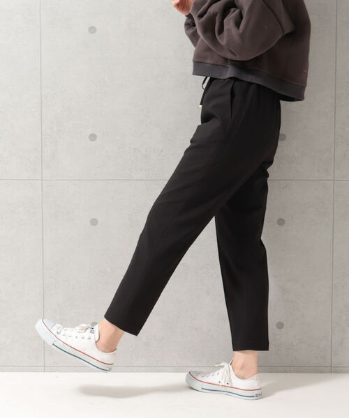 fredy emue(フレディエミュ)の「【WEB限定】ツイルテーパードパンツ(その他パンツ・レディース・オフホワイト/ベビーピンク/ライトブルー/ブラック・34/36/38)」の15枚目の写真