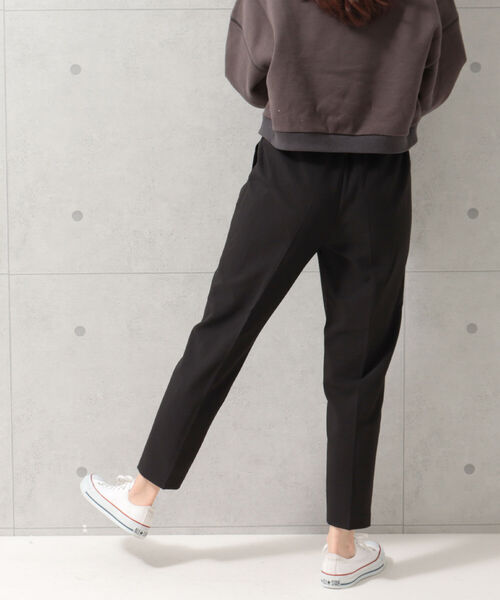 fredy emue(フレディエミュ)の「【WEB限定】ツイルテーパードパンツ(その他パンツ・レディース・オフホワイト/ベビーピンク/ライトブルー/ブラック・34/36/38)」の16枚目の写真