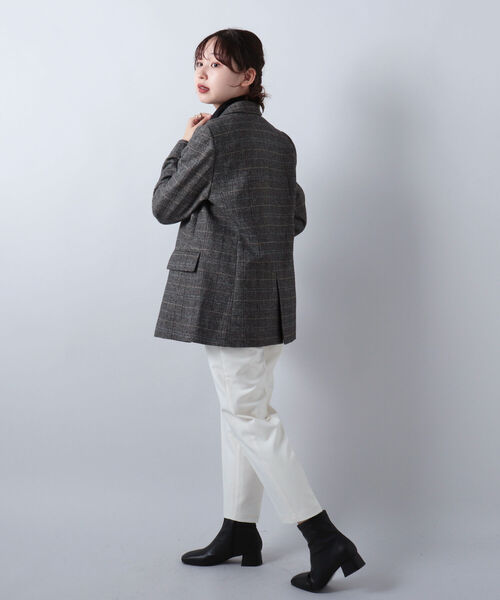 fredy emue(フレディエミュ)の「【WEB限定】ツイルテーパードパンツ(その他パンツ・レディース・オフホワイト/ベビーピンク/ライトブルー/ブラック・34/36/38)」の18枚目の写真