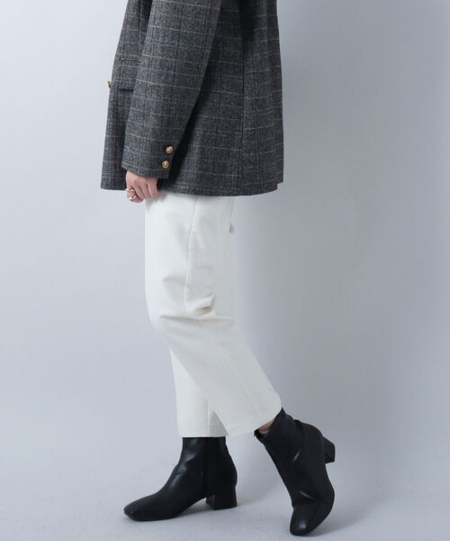 fredy emue(フレディエミュ)の「【WEB限定】ツイルテーパードパンツ(その他パンツ・レディース・オフホワイト/ベビーピンク/ライトブルー/ブラック・34/36/38)」の20枚目の写真