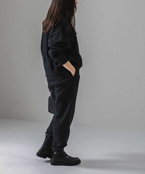 Russell Athletic（ラッセルアスレティック）の「【別注】RUSSELLATHLETIC×UR　LOGO SWEAT（スウェット・レディース・ブラック/グレー・FREE）」の12枚目の写真