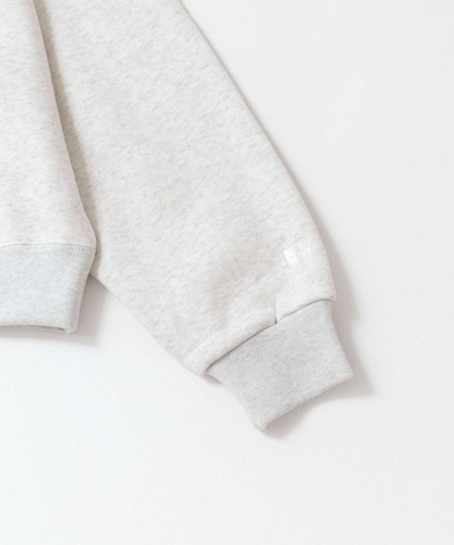 Russell Athletic（ラッセルアスレティック）の「【別注】RUSSELLATHLETIC×UR　LOGO SWEAT（スウェット・レディース・ブラック/グレー・FREE）」の7枚目の写真