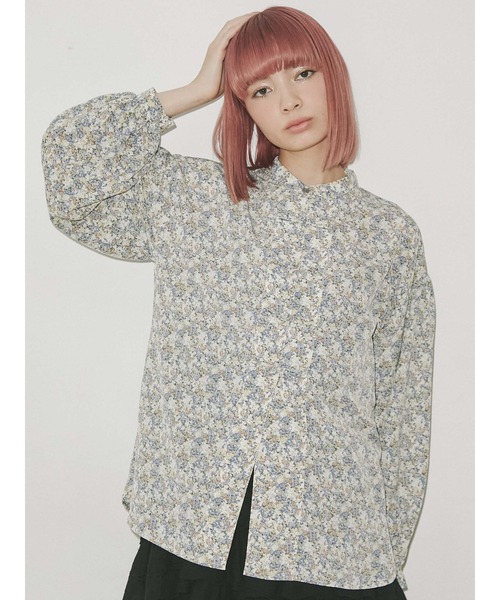 merry jenny（メリージェニー）の「flowerカンフーシャツ（シャツ/ブラウス・レディース・イエロー/ブルー/オレンジ・FREE）」の2枚目の写真