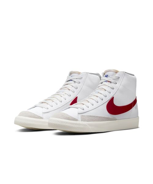 NIKE(ナイキ)の「ナイキ ブレーザー MID '77 メンズシューズ / Nike Blazer Mid '77(スニーカー・メンズ・ホワイト/ゴールド系その他・30/24/25/26/27/28/29/28.5/25.5/26.5/27.5/24.5/29.5)」の11枚目の写真