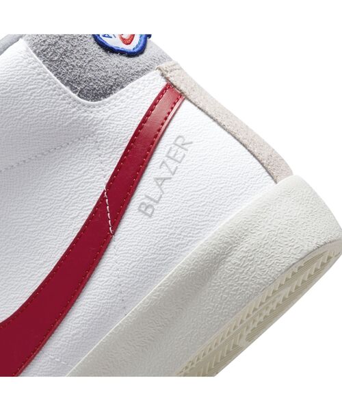NIKE(ナイキ)の「ナイキ ブレーザー MID '77 メンズシューズ / Nike Blazer Mid '77(スニーカー・メンズ・ホワイト/ゴールド系その他・30/24/25/26/27/28/29/28.5/25.5/26.5/27.5/24.5/29.5)」の10枚目の写真