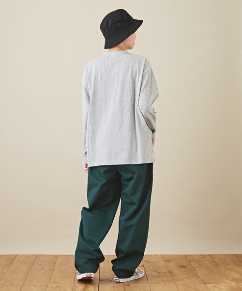 CUBE SUGAR(キューブシュガー)の「天竺 カットソー クルーネック ワッペンTシャツ(Tシャツ/カットソー・レディース・ホワイト/ブラック/トップグレー/ベージュ・M)」の11枚目の写真