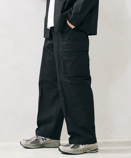 JOURNAL STANDARD relume（ジャーナルスタンダード　レリューム）の「ワイドストレートカーゴパンツ（カーゴパンツ・メンズ・ブラック/ベージュ/サックスブルー・SMALL/MEDIUM/LARGE）」の7枚目の写真