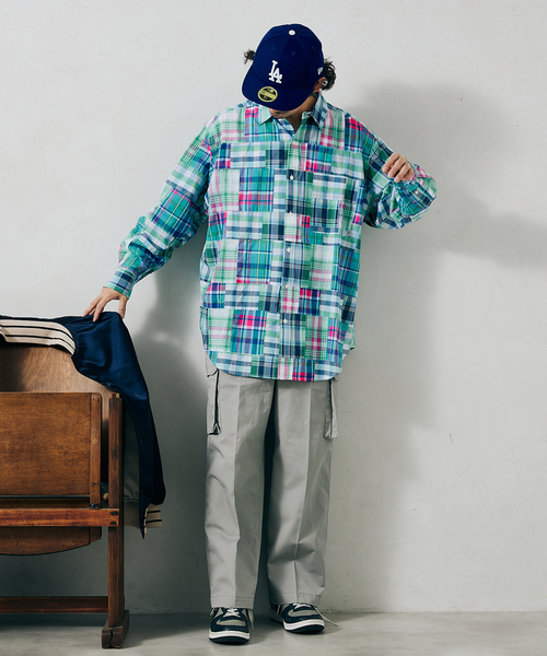 JOURNAL STANDARD relume（ジャーナルスタンダード　レリューム）の「ワイドストレートカーゴパンツ（カーゴパンツ・メンズ・ブラック/ベージュ/サックスブルー・SMALL/MEDIUM/LARGE）」の18枚目の写真