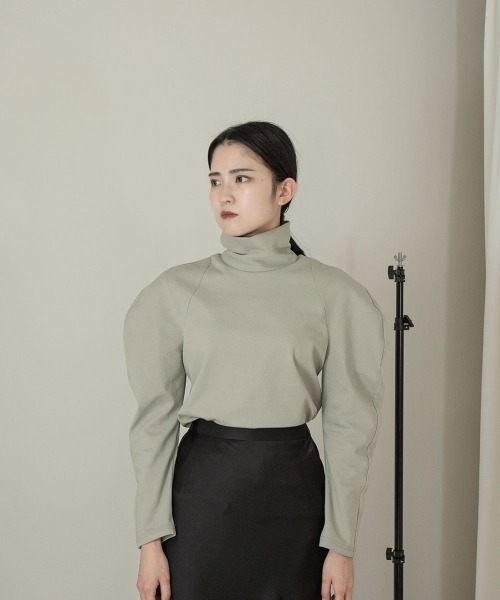high neck puff sleeve