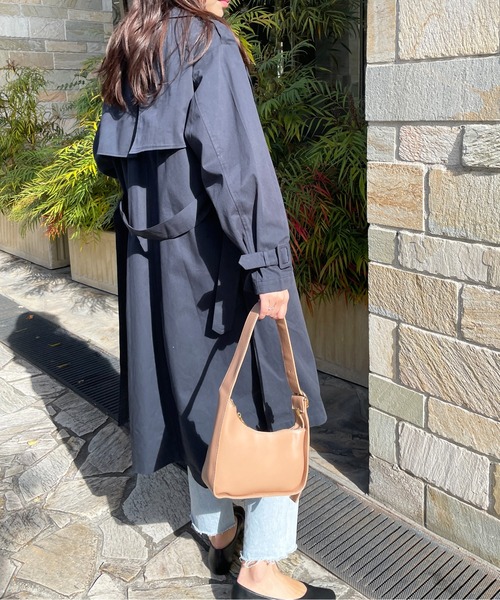 Meli rich(メリーリッチ)の「軽やかな着心地。ロングトレンチコート(トレンチコート・レディース・ネイビー/カーキ/アイボリー・FREE)」の15枚目の写真