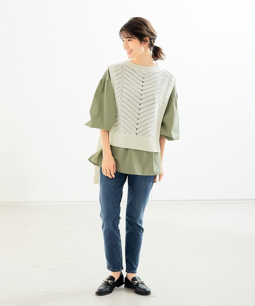 abahouse mavie（アバハウスマヴィ）の「袖ボリュームブラウス＆透かし編ﾍベストセットアップ（シャツ/ブラウス・レディース・カーキ/ホワイト・フリー）」の6枚目の写真