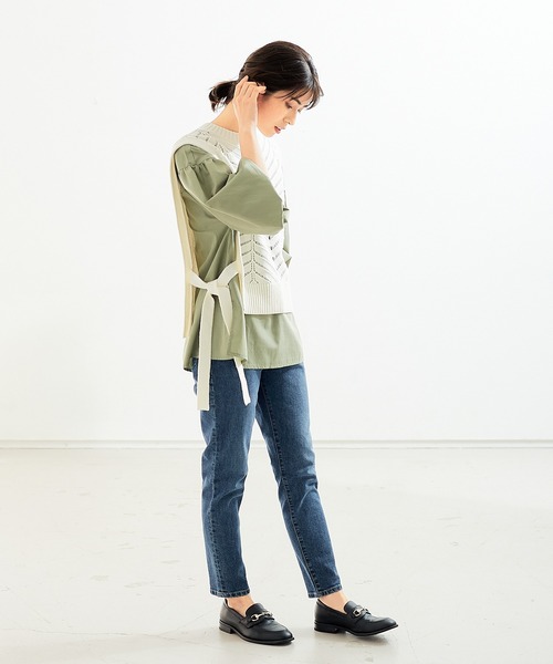 abahouse mavie（アバハウスマヴィ）の「袖ボリュームブラウス＆透かし編ﾍベストセットアップ（シャツ/ブラウス・レディース・カーキ/ホワイト・フリー）」の18枚目の写真